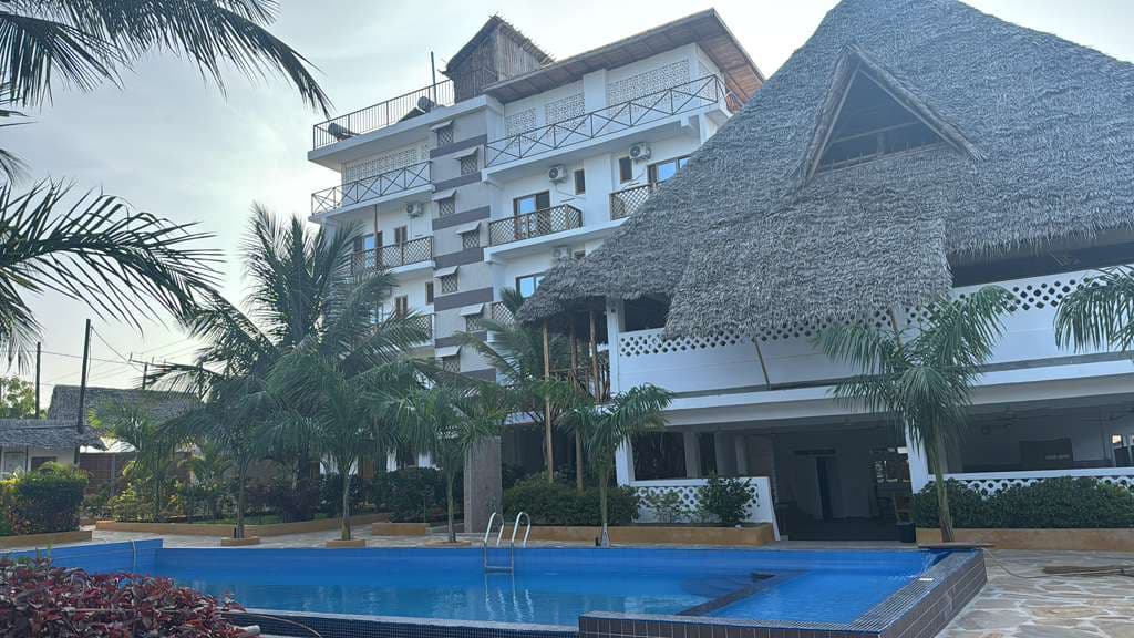 Hotel 4