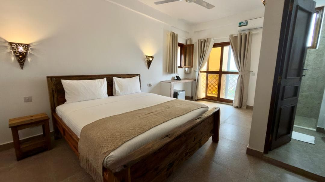 Rooms 11